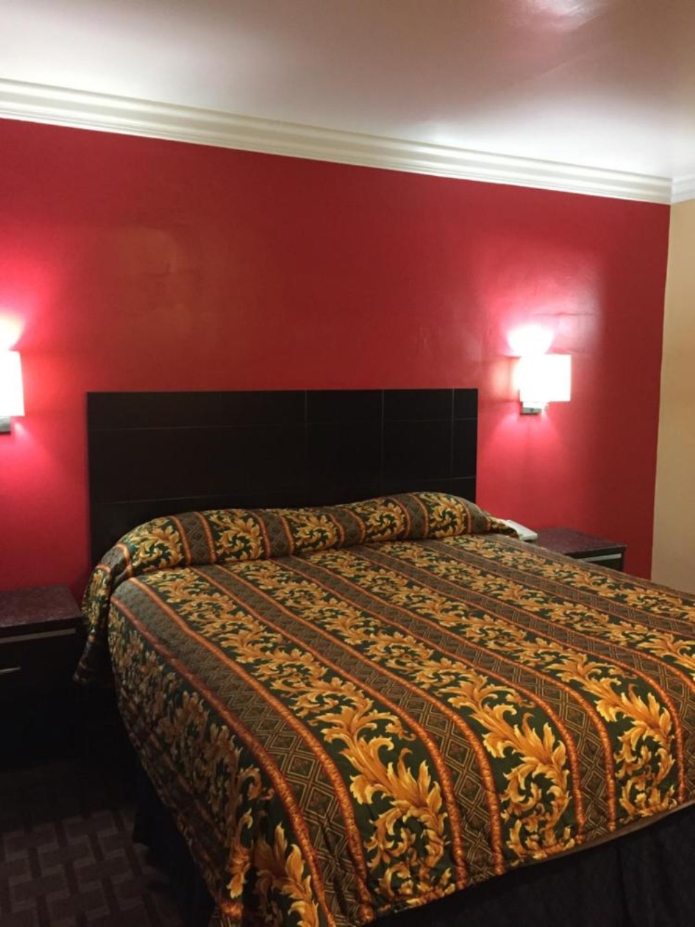 Friendship Motor Inn
