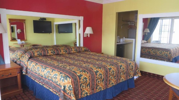 Friendship Motor Inn image 16